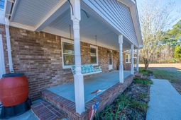 325 Linden Court photo 4