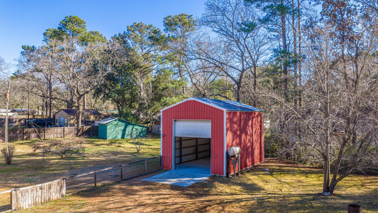 325 Linden Court Photo 84