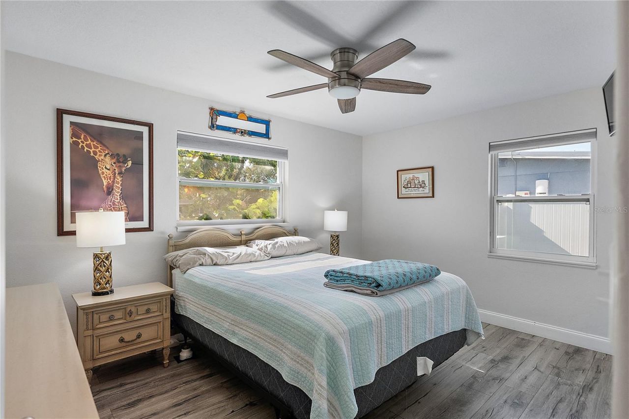 6631 Bougainvilla Avenue S, Saint Petersburg, FL 33707 Photo