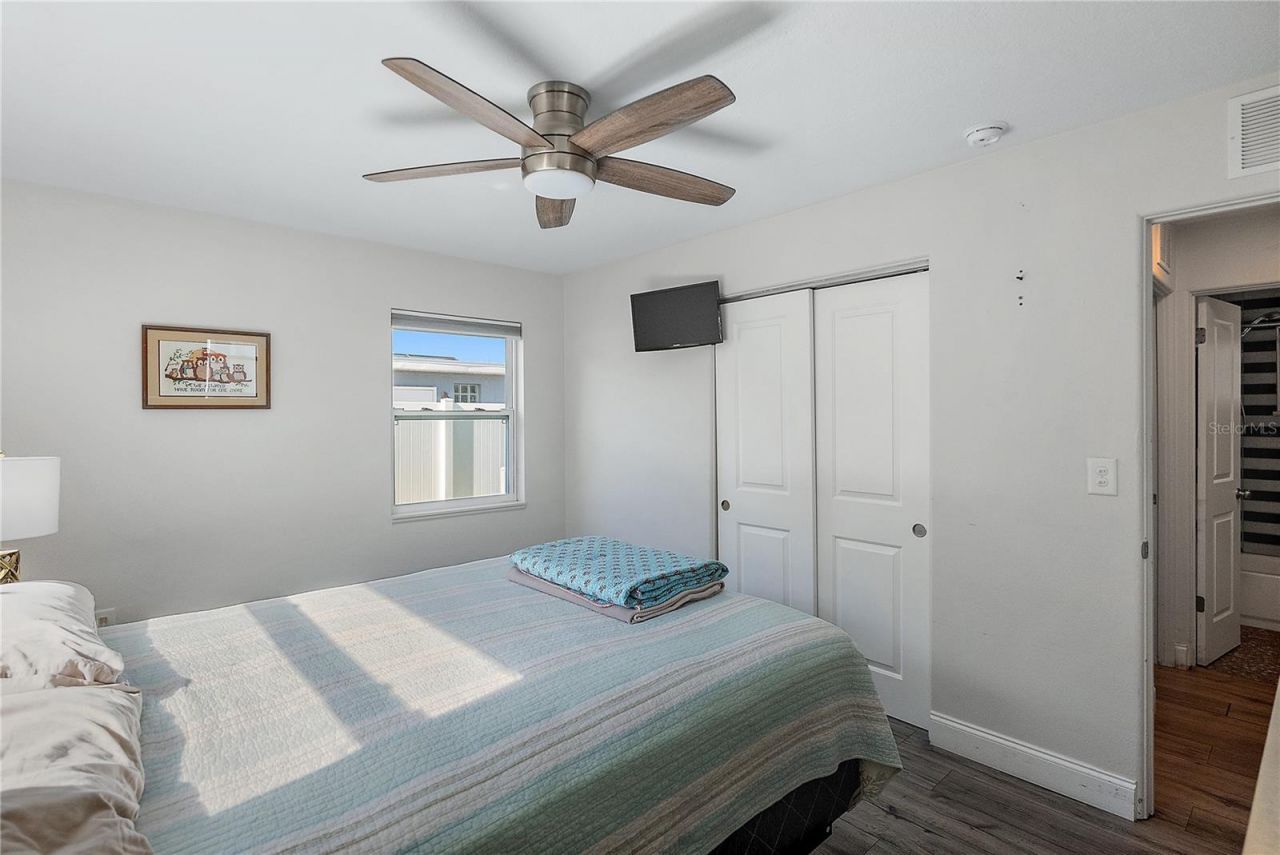 6631 Bougainvilla Avenue S, Saint Petersburg, FL 33707 Photo