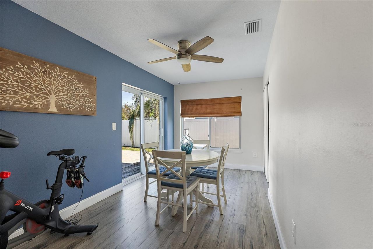 6631 Bougainvilla Avenue S, Saint Petersburg, FL 33707 Photo