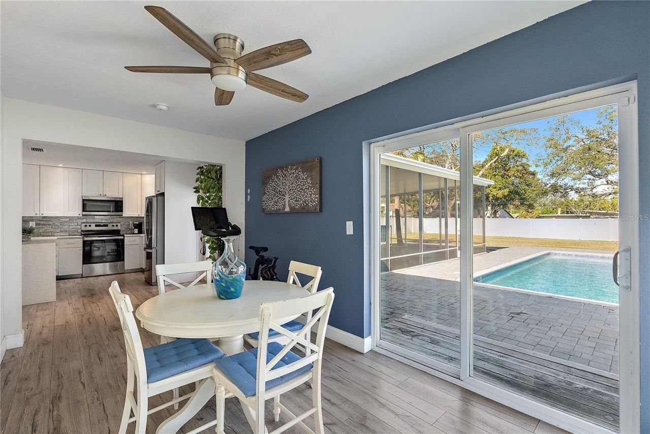 6631 Bougainvilla Avenue S, Saint Petersburg, FL 33707 Photo