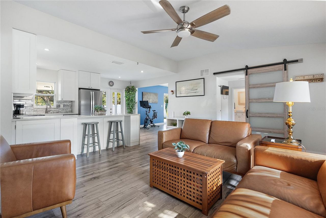 6631 Bougainvilla Avenue S, Saint Petersburg, FL 33707 Photo