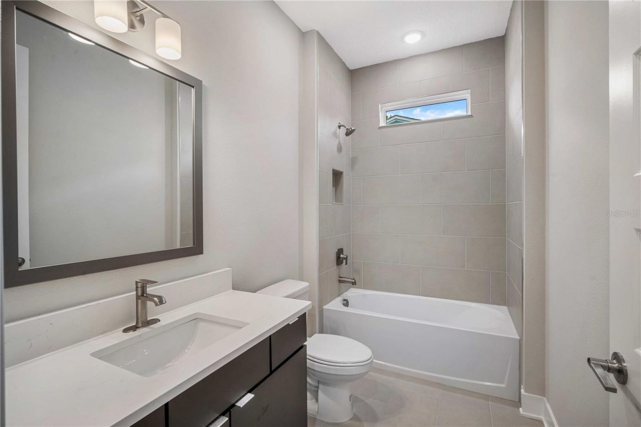 3310 W Rogers Avenue, Tampa, FL 33611 Photo