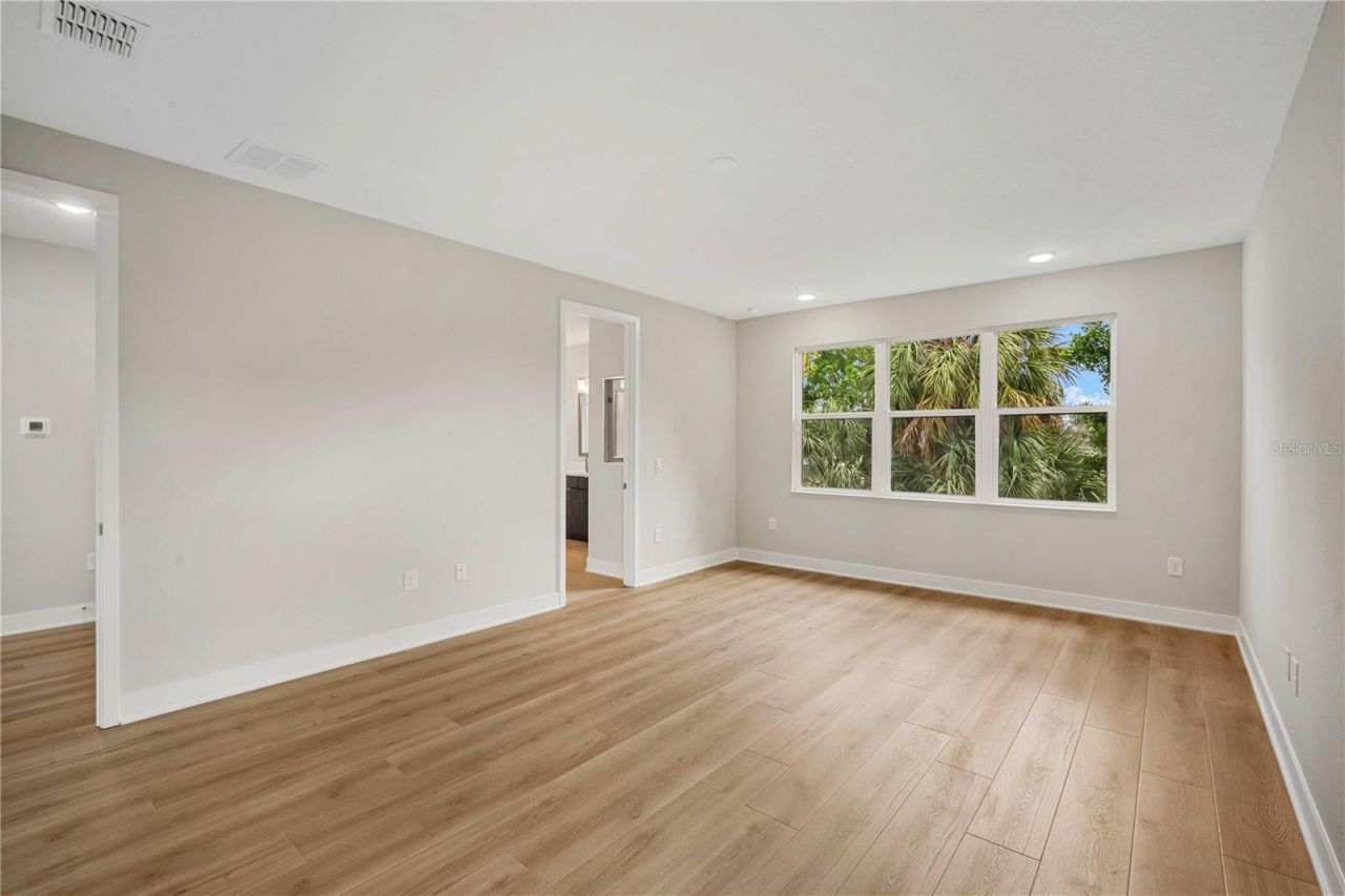 3310 W Rogers Avenue, Tampa, FL 33611 Photo