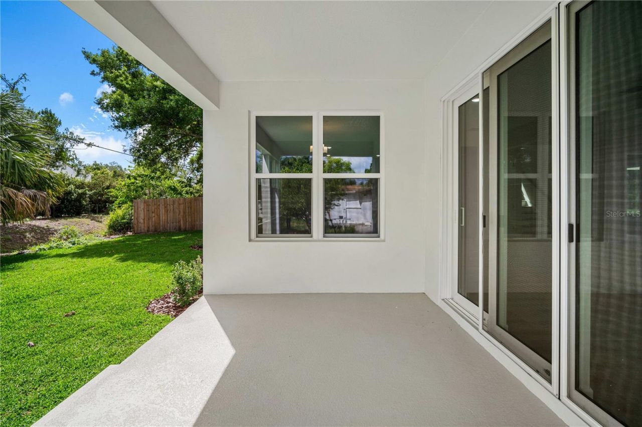 3310 W Rogers Avenue, Tampa, FL 33611 Photo