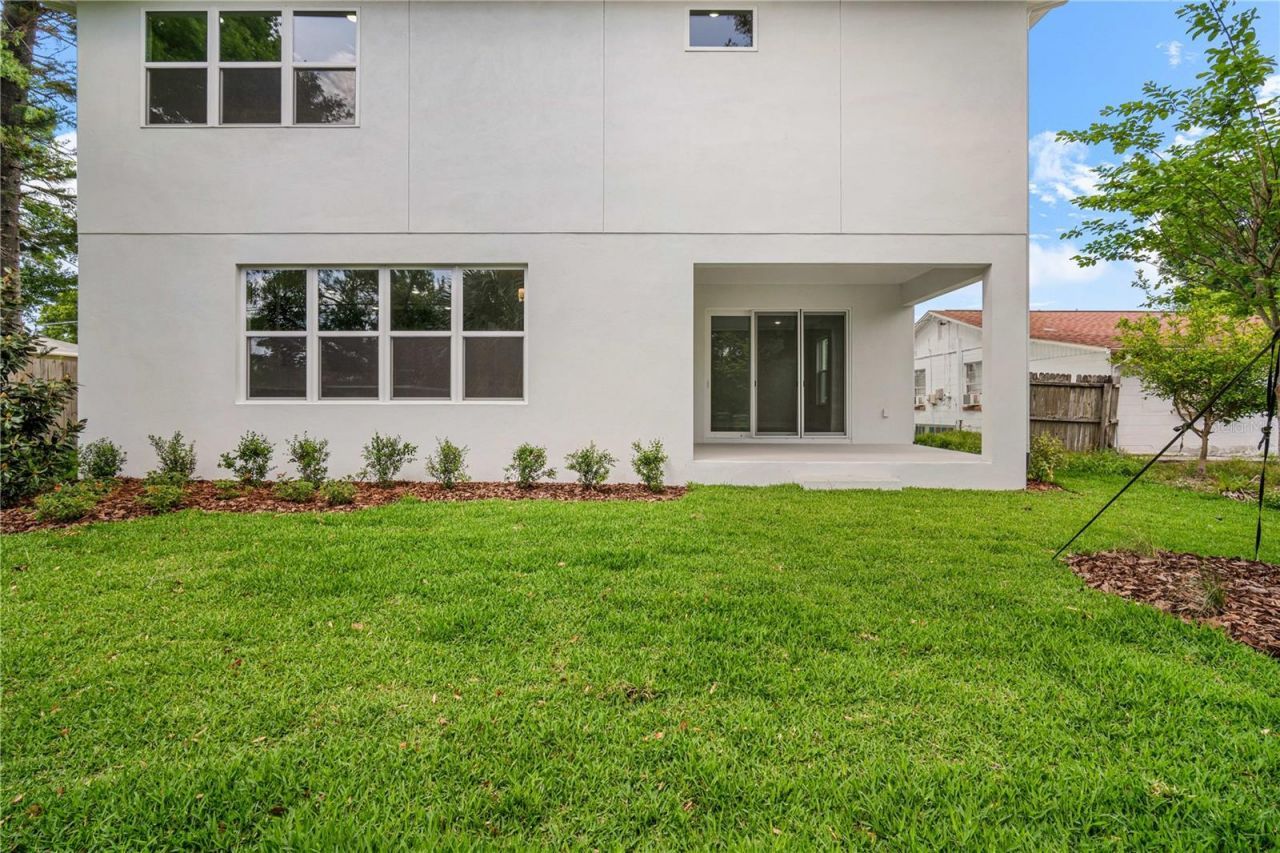 3310 W Rogers Avenue, Tampa, FL 33611 Photo