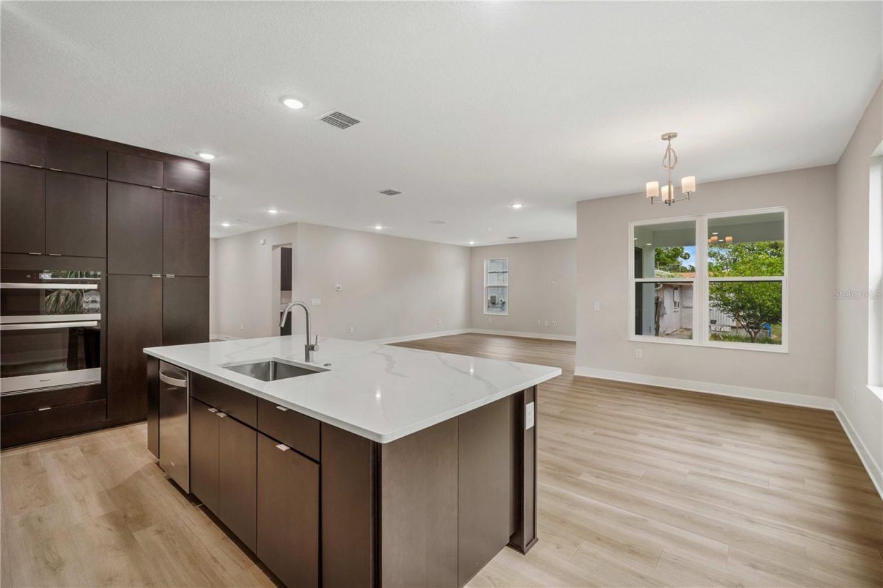 3310 W Rogers Avenue, Tampa, FL 33611 Photo