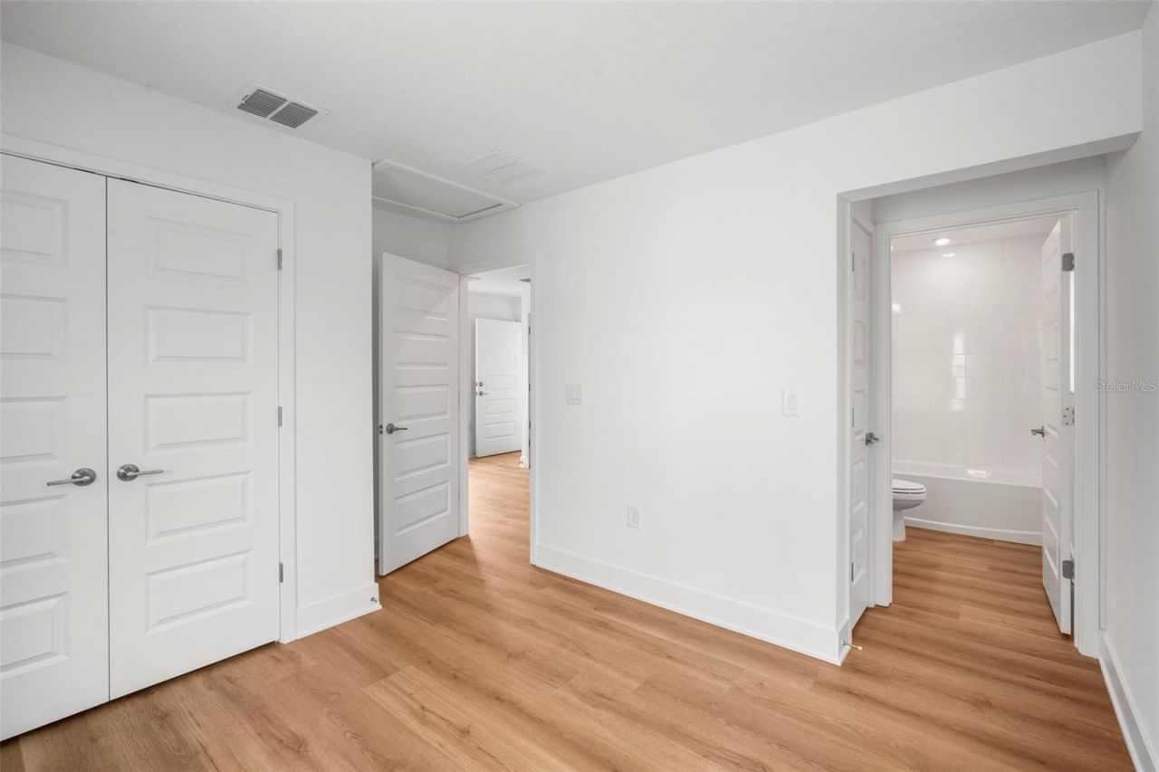 320 43rd Avenue N, Saint Petersburg, FL 33703 Photo