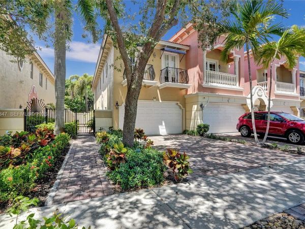 1115 NE 14th Ave, Fort Lauderdale, FL 33304