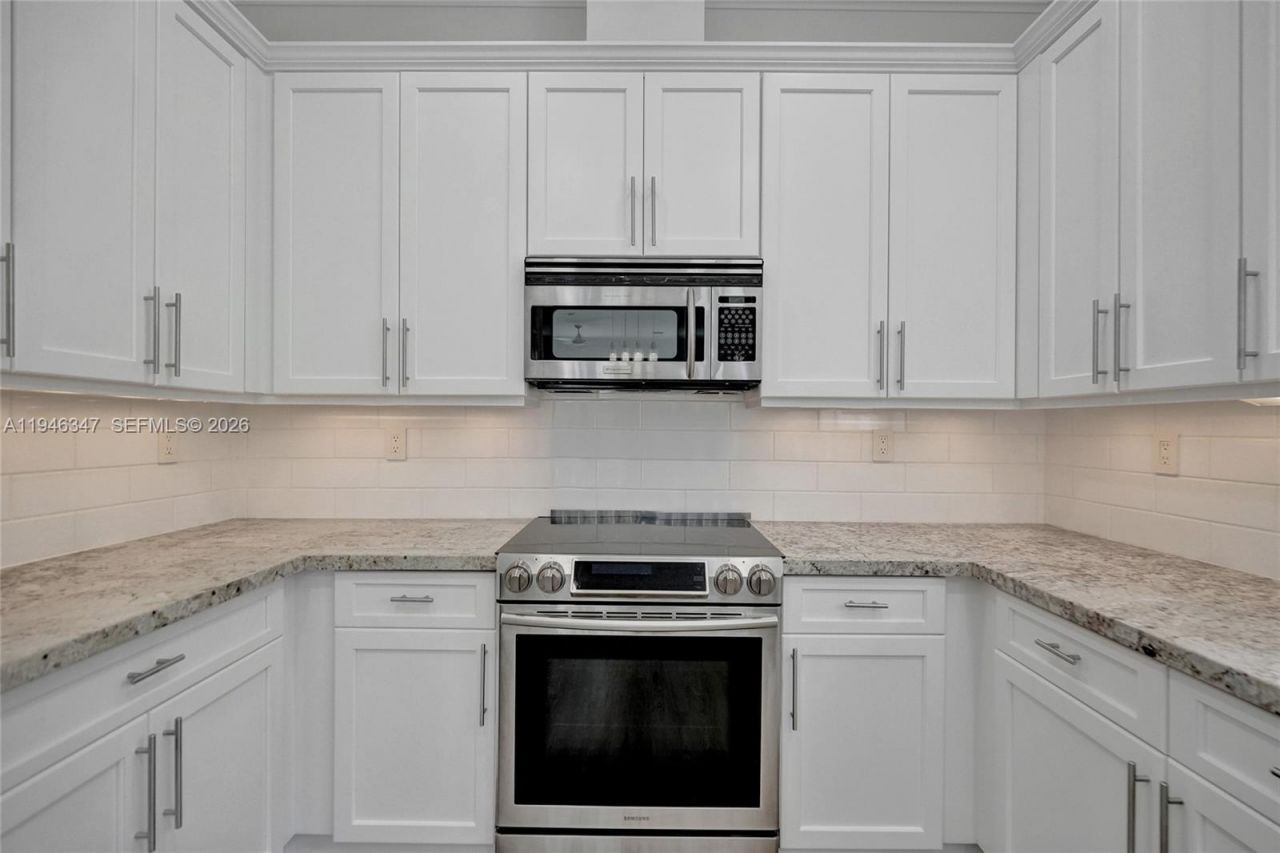 1115 NE 14th Ave, Fort Lauderdale, FL 33304 Photo