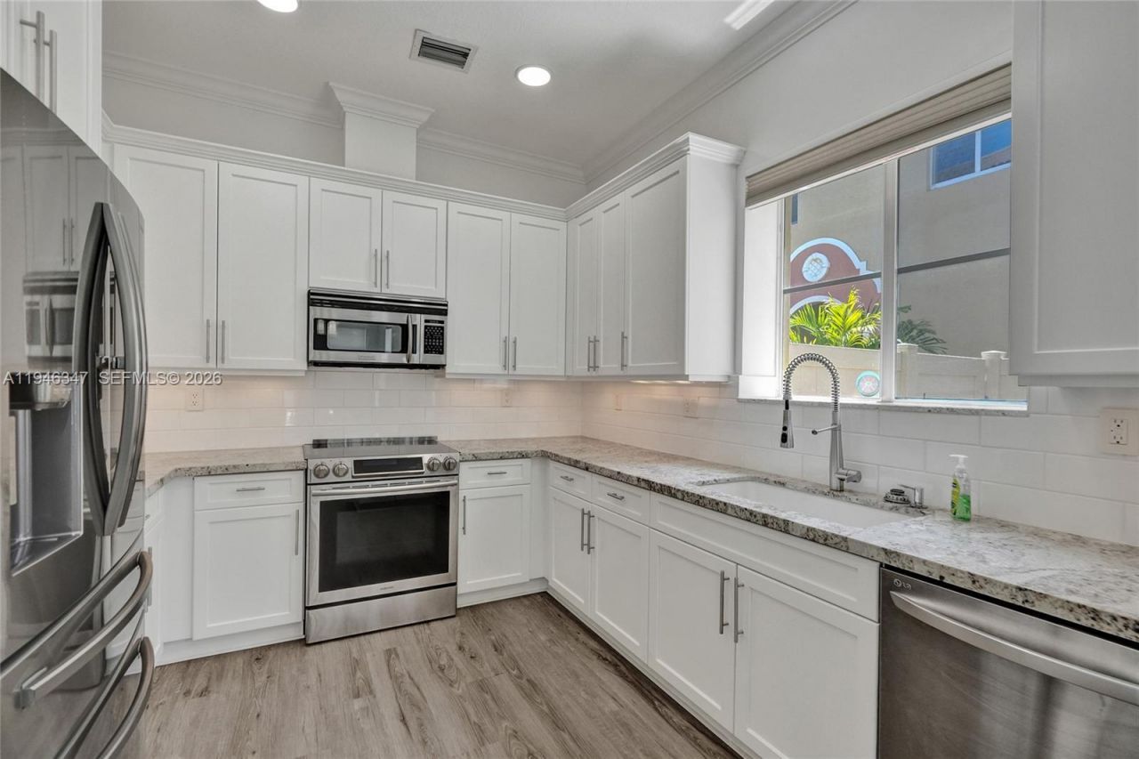 1115 NE 14th Ave, Fort Lauderdale, FL 33304 Photo