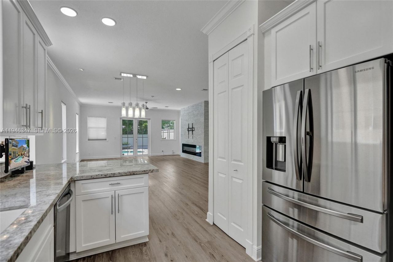 1115 NE 14th Ave, Fort Lauderdale, FL 33304 Photo