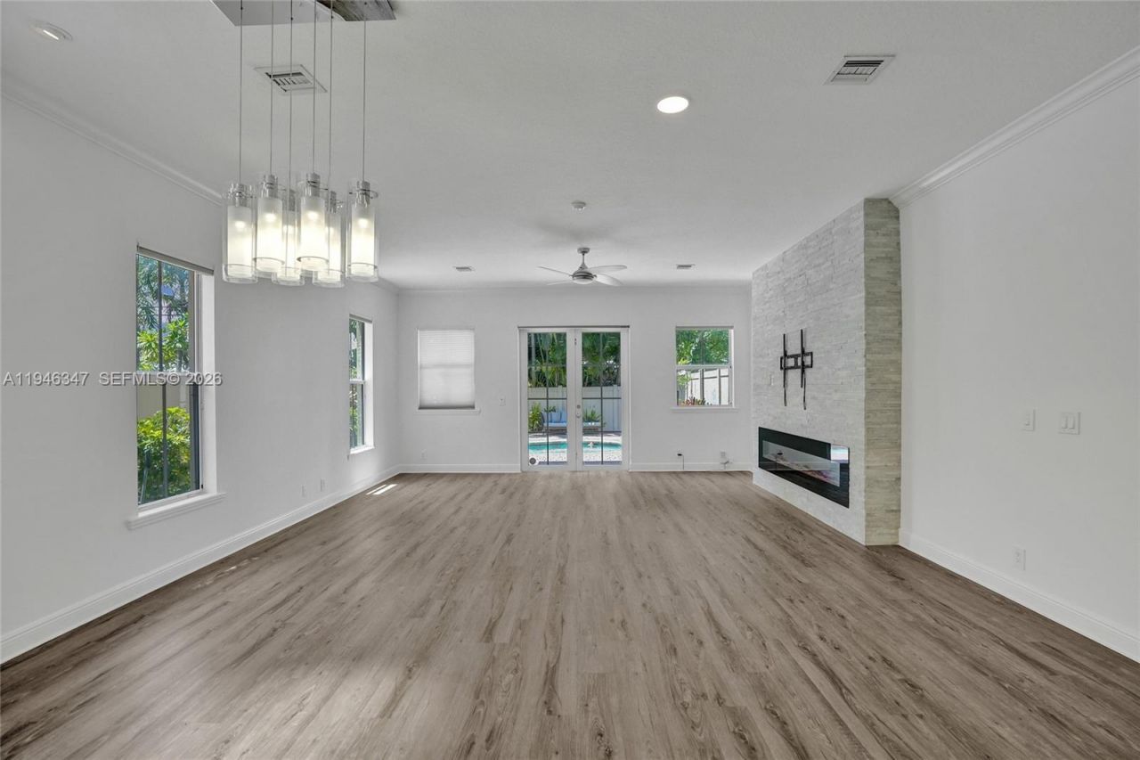 1115 NE 14th Ave, Fort Lauderdale, FL 33304 Photo