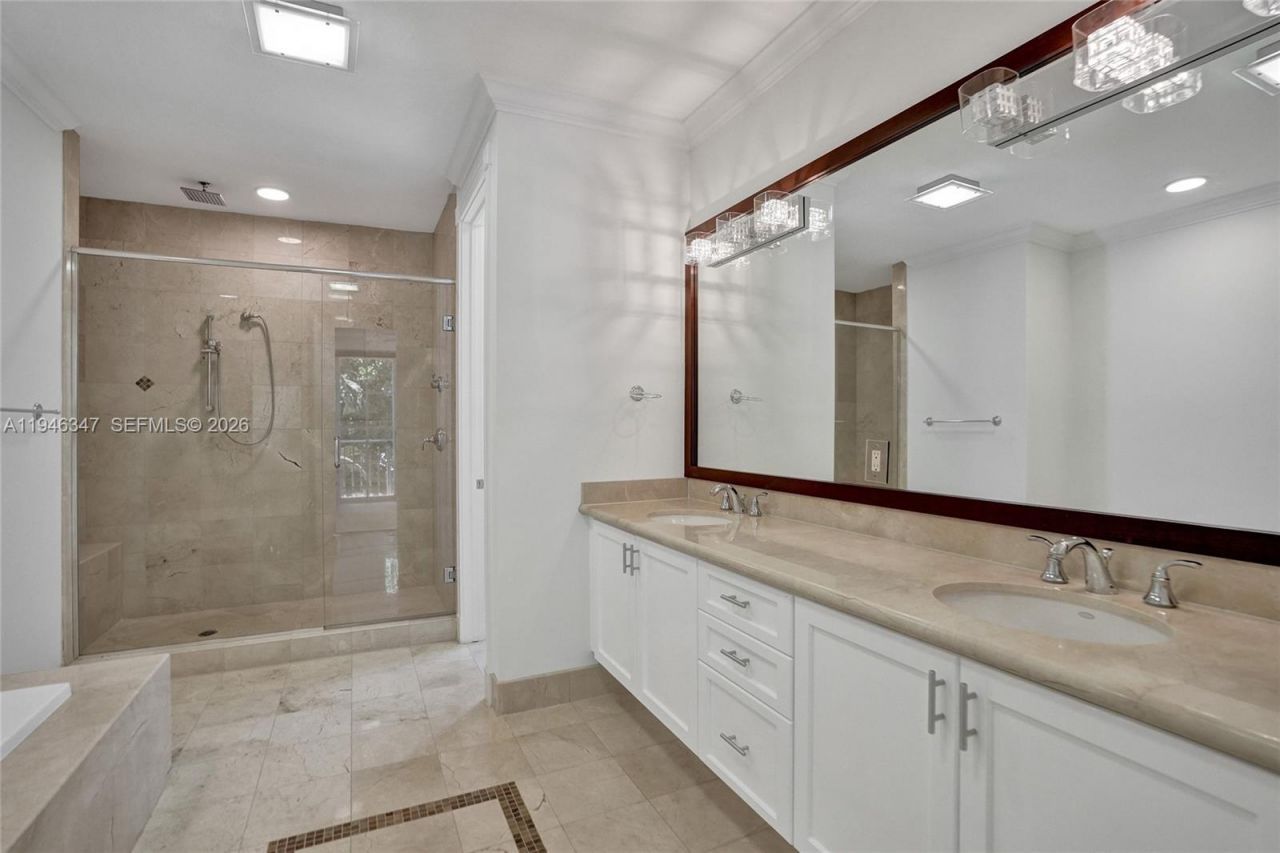 1115 NE 14th Ave, Fort Lauderdale, FL 33304 Photo