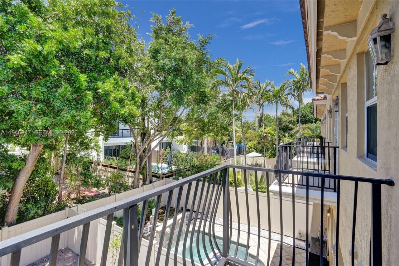 1115 NE 14th Ave, Fort Lauderdale, FL 33304 Photo