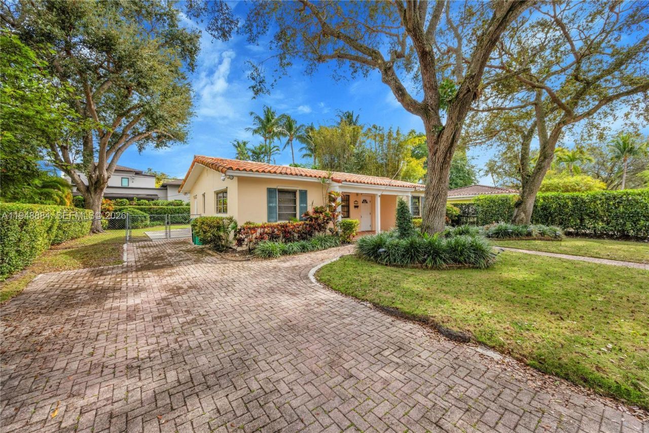 8115 SW 63rd Pl, Miami, FL 33143 Photo