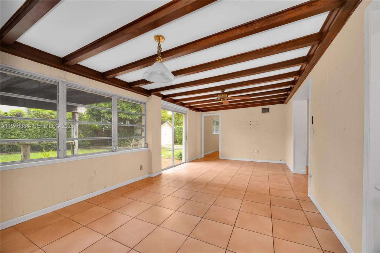 8115 SW 63rd Pl, Miami, FL 33143 Photo