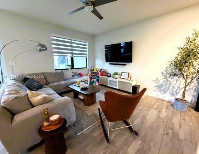 10034 W 32nd Ln, Hialeah, FL 33018 Photo