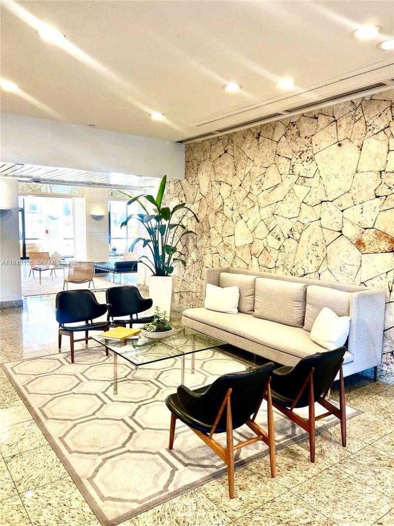 780 NE 69th St , Unit 504, Miami, FL 33138 Photo