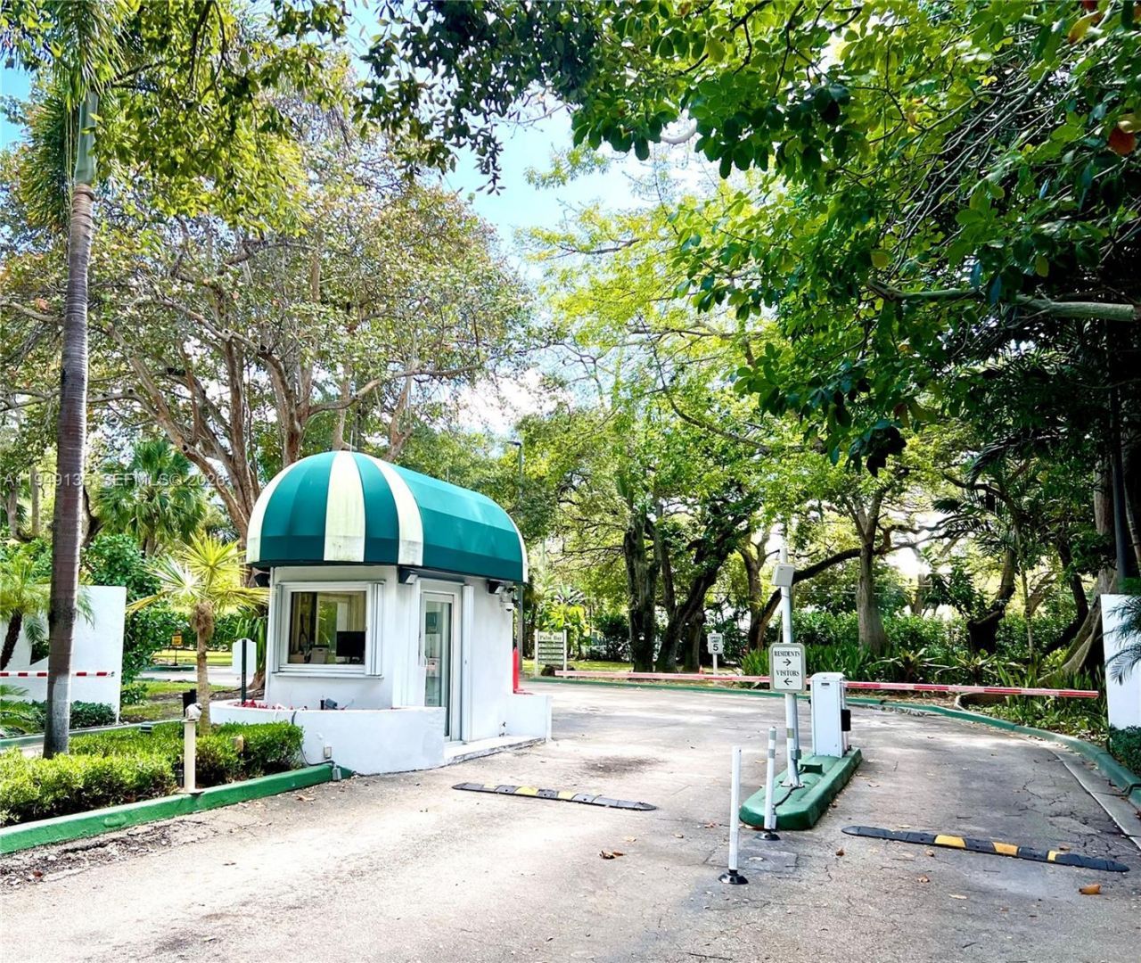 780 NE 69th St , Unit 504, Miami, FL 33138 Photo