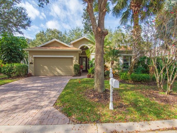 645 Kenwood Drive SW, Vero Beach, FL 32968