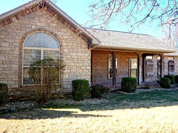 130 Trafalgar Drive, Branson, MO 65616