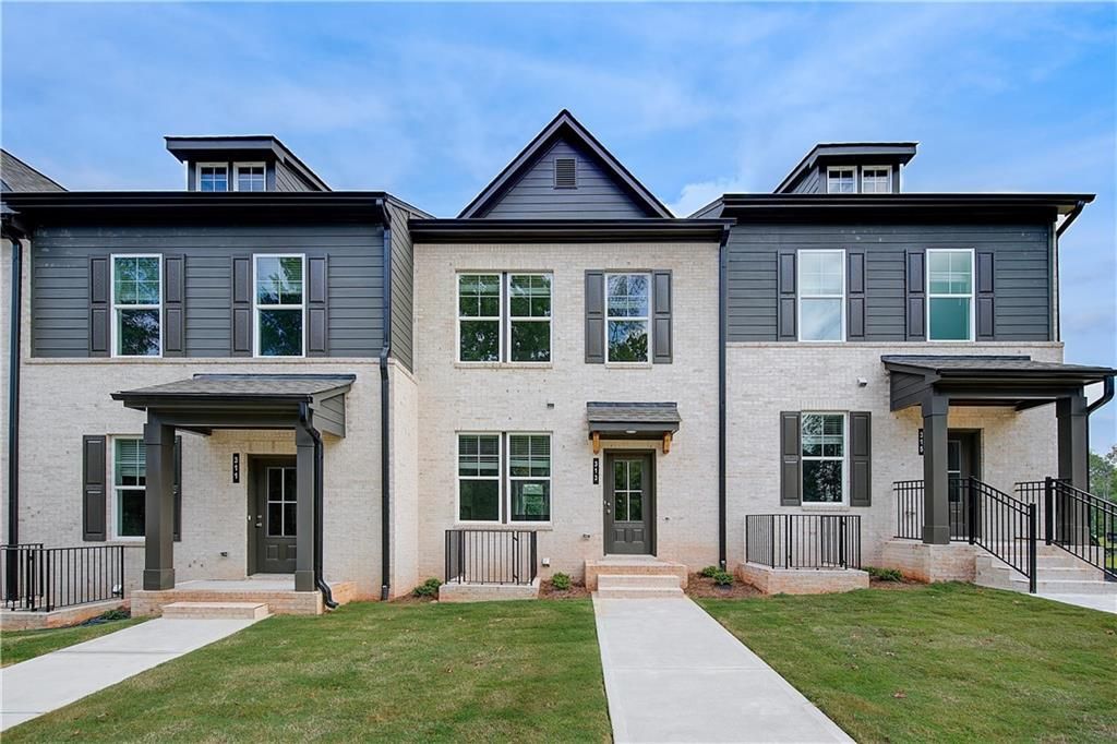 313 Daybreak Lane, Newnan, GA 30265 Main Photo