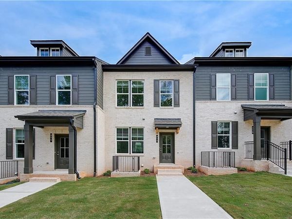 313 Daybreak Lane, Newnan, GA 30265