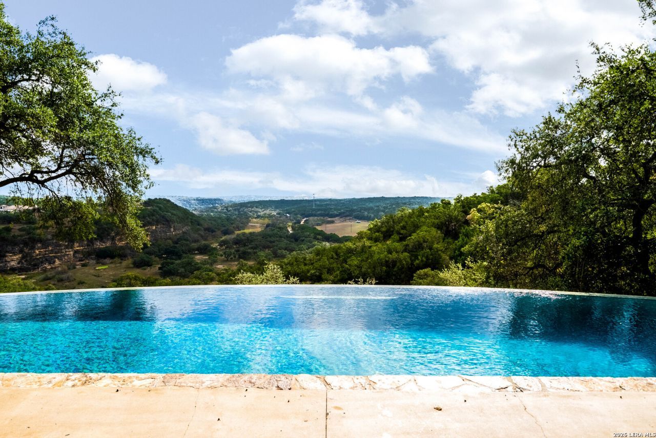 30044 Cloud View Drive, Bulverde, TX 78163 Main Photo