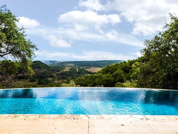 30044 Cloud View Drive, Bulverde, TX 78163