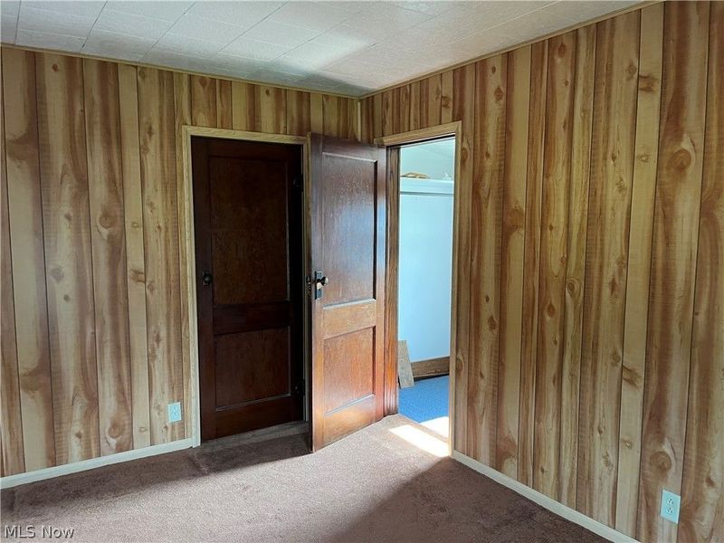 329 S Market Street, Amsterdam, OH 43903 Photo 12