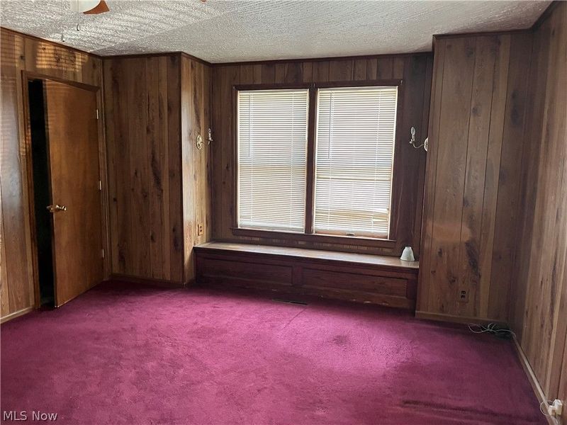 329 S Market Street, Amsterdam, OH 43903 Photo 4