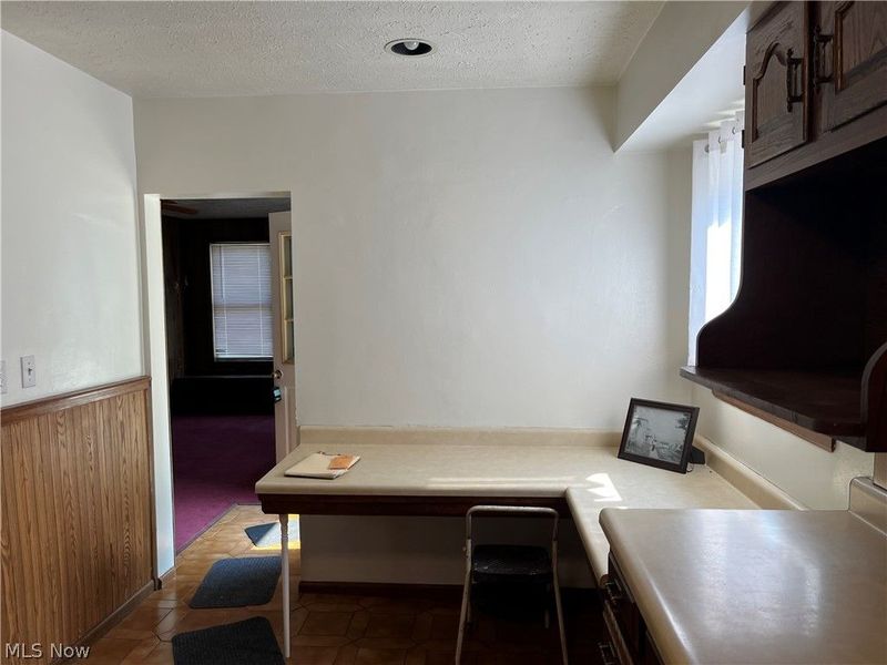 329 S Market Street, Amsterdam, OH 43903 Photo 9