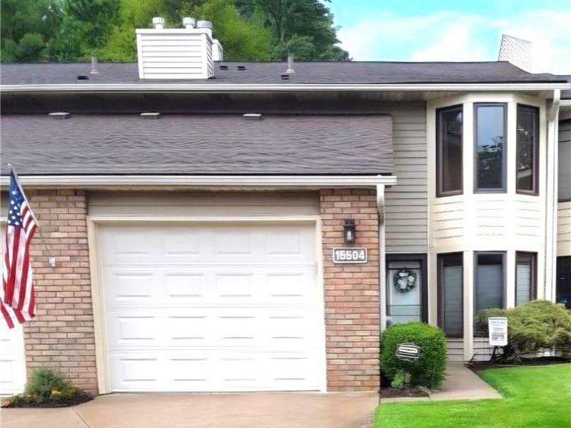 15504 Roxboro Drive, Middleburg Heights, OH 44130 Photo 1