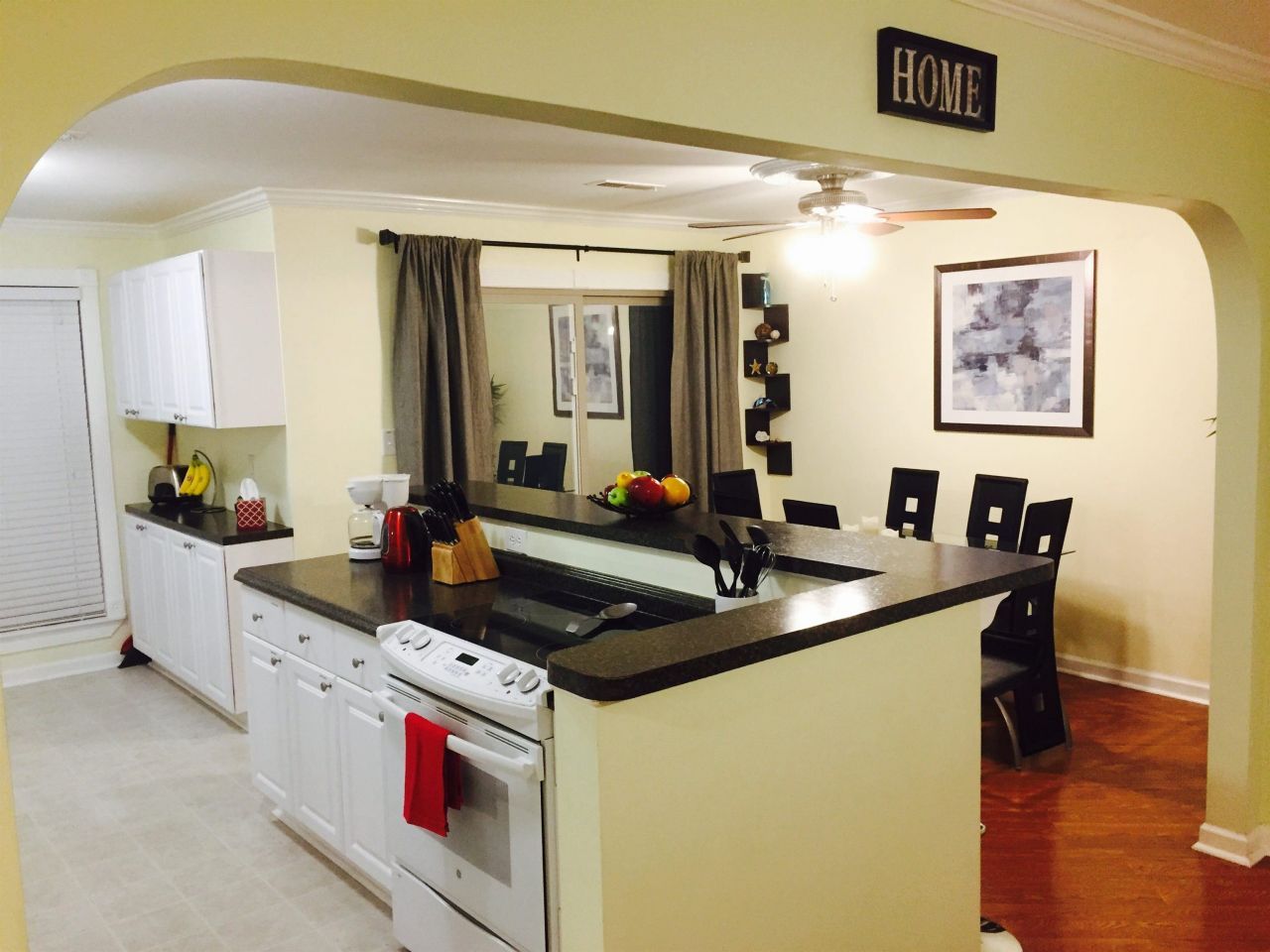 2000 Greens Blvd. Photo 8