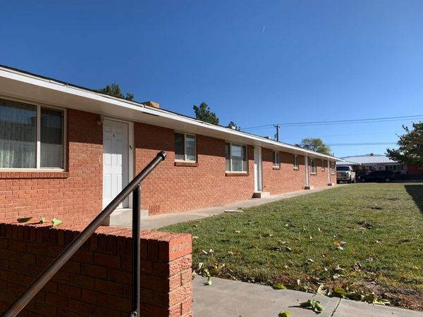 3717 Alamogordo Drive NW, Unit 7, Albuquerque, NM 87120