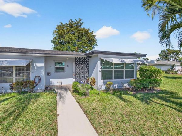 417 High Point Boulevard, Unit D, Delray Beach, FL 33445