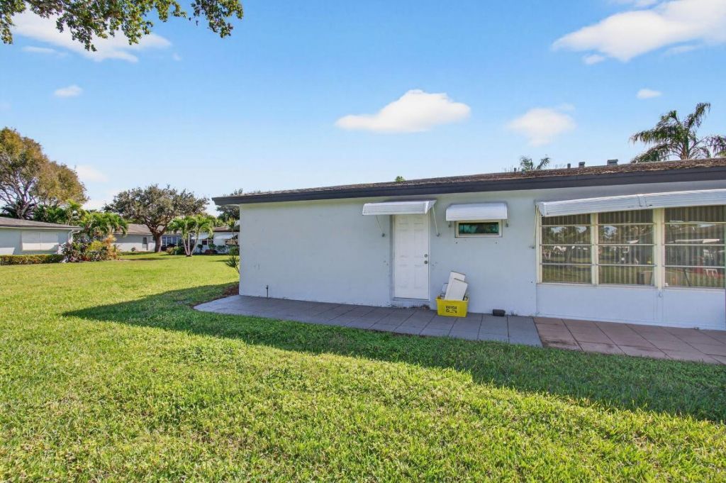 417 High Point Boulevard, Unit D, Delray Beach, FL 33445 Photo