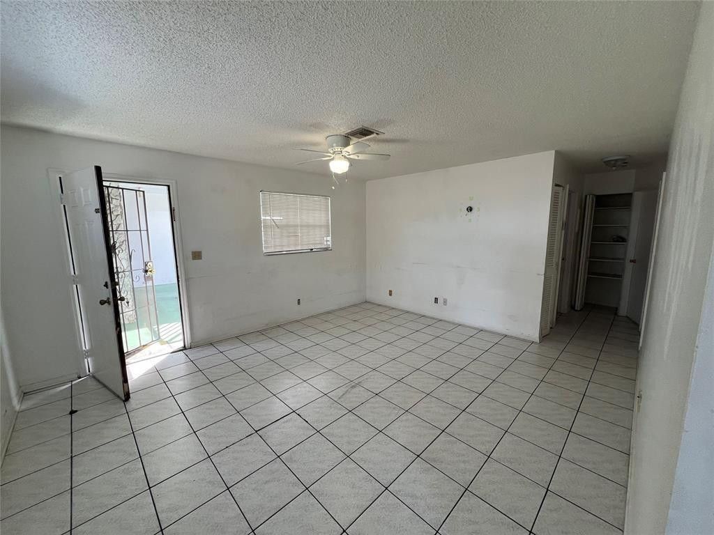 230 SW 1st Street, Unit G-8, Pompano Beach, FL 33060 Photo