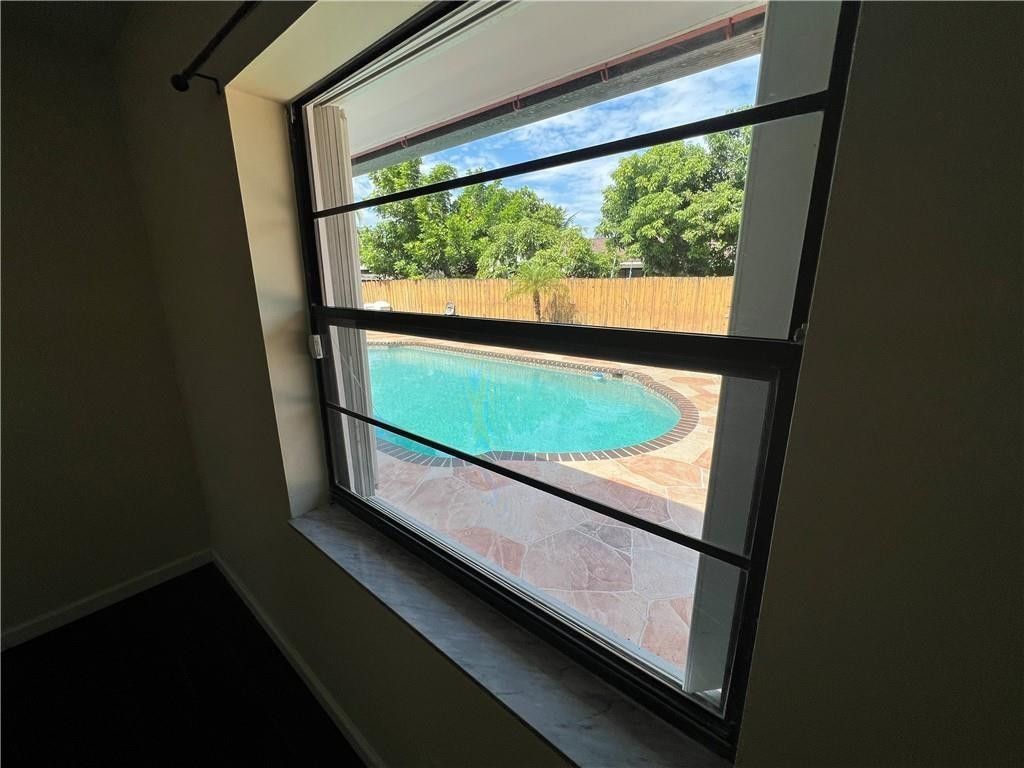 230 SW 1st Street, Unit G-8, Pompano Beach, FL 33060 Photo