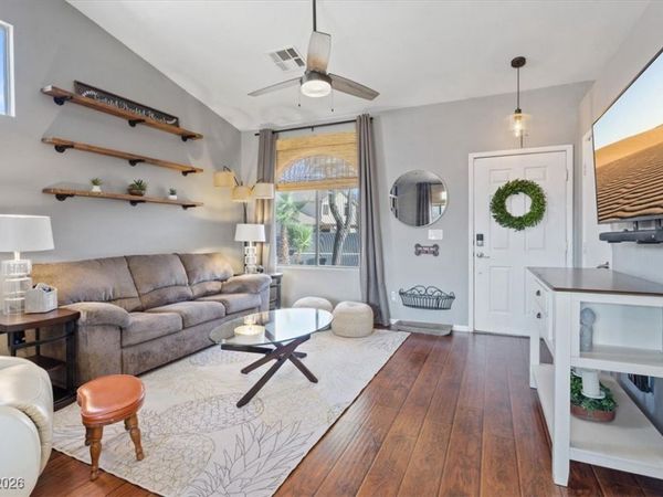 1100 Blitzen Drive, Henderson, NV 89012