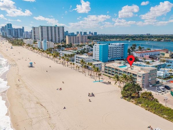 201 Van Buren St, Unit 205, Hollywood, FL 33019