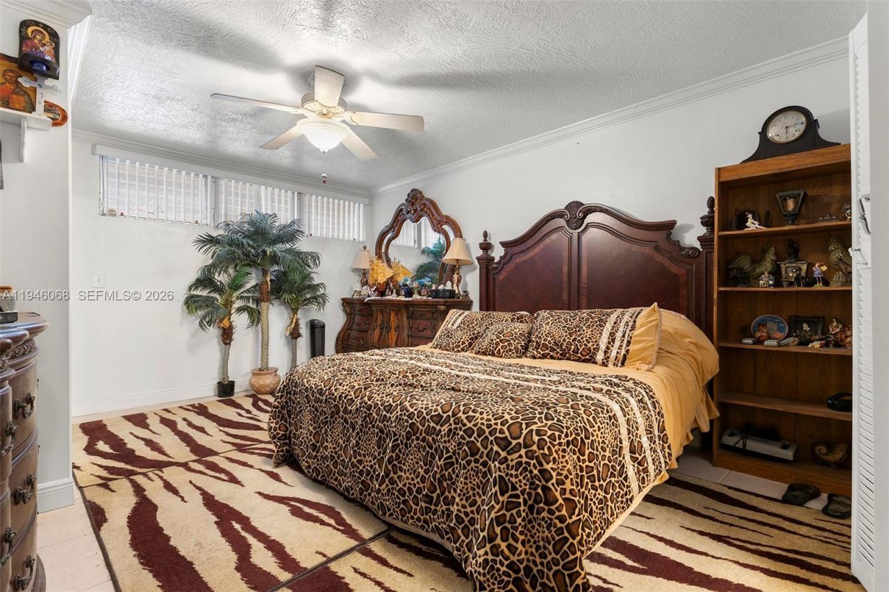 201 Van Buren St, Unit 205, Hollywood, FL 33019 Photo