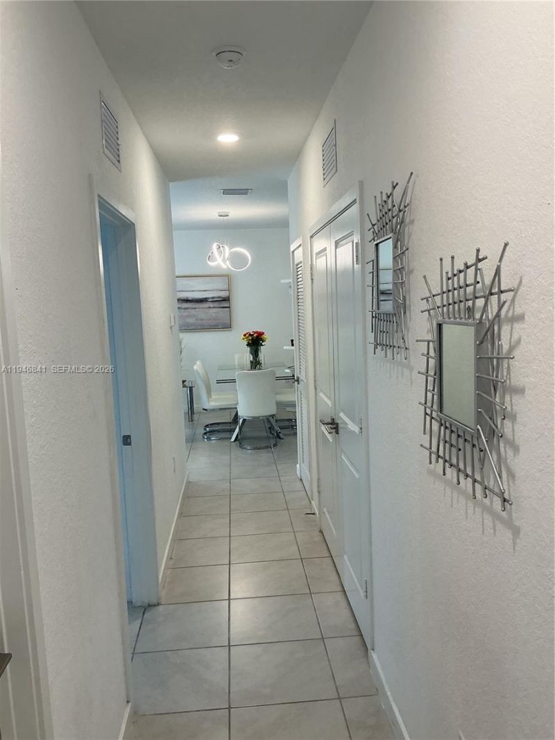 484 NE 4th Ave, Florida City, FL 33034 Photo