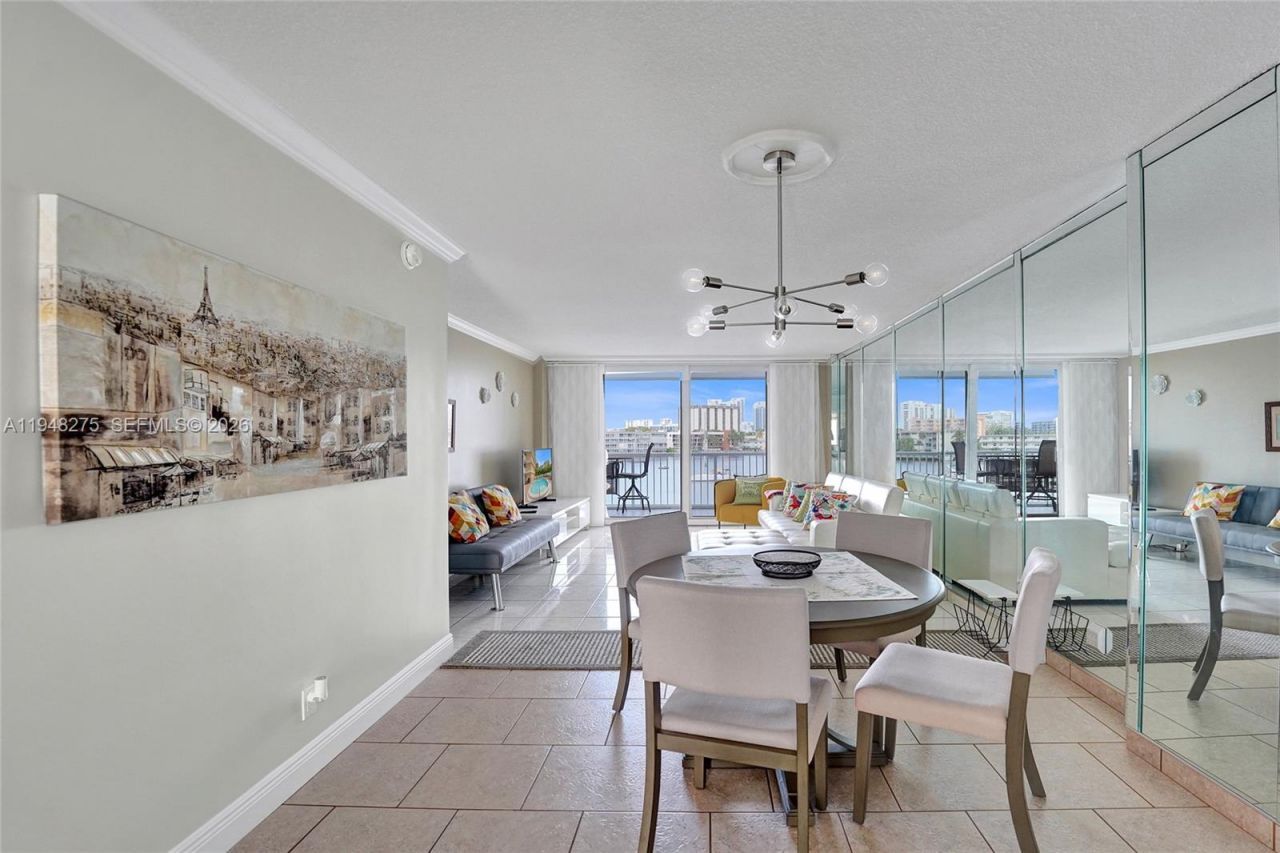 410 Golden Isles Dr, Unit 407, Hallandale Beach, FL 33009 Photo