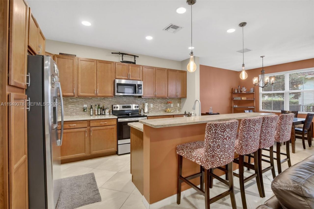 5208 Falcon Trl, Davie, FL 33314 Photo