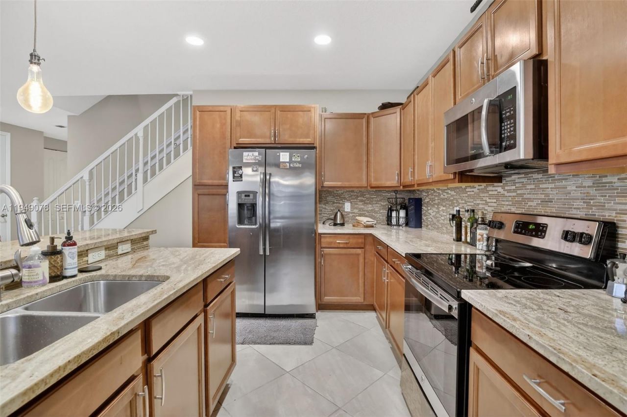 5208 Falcon Trl, Davie, FL 33314 Photo