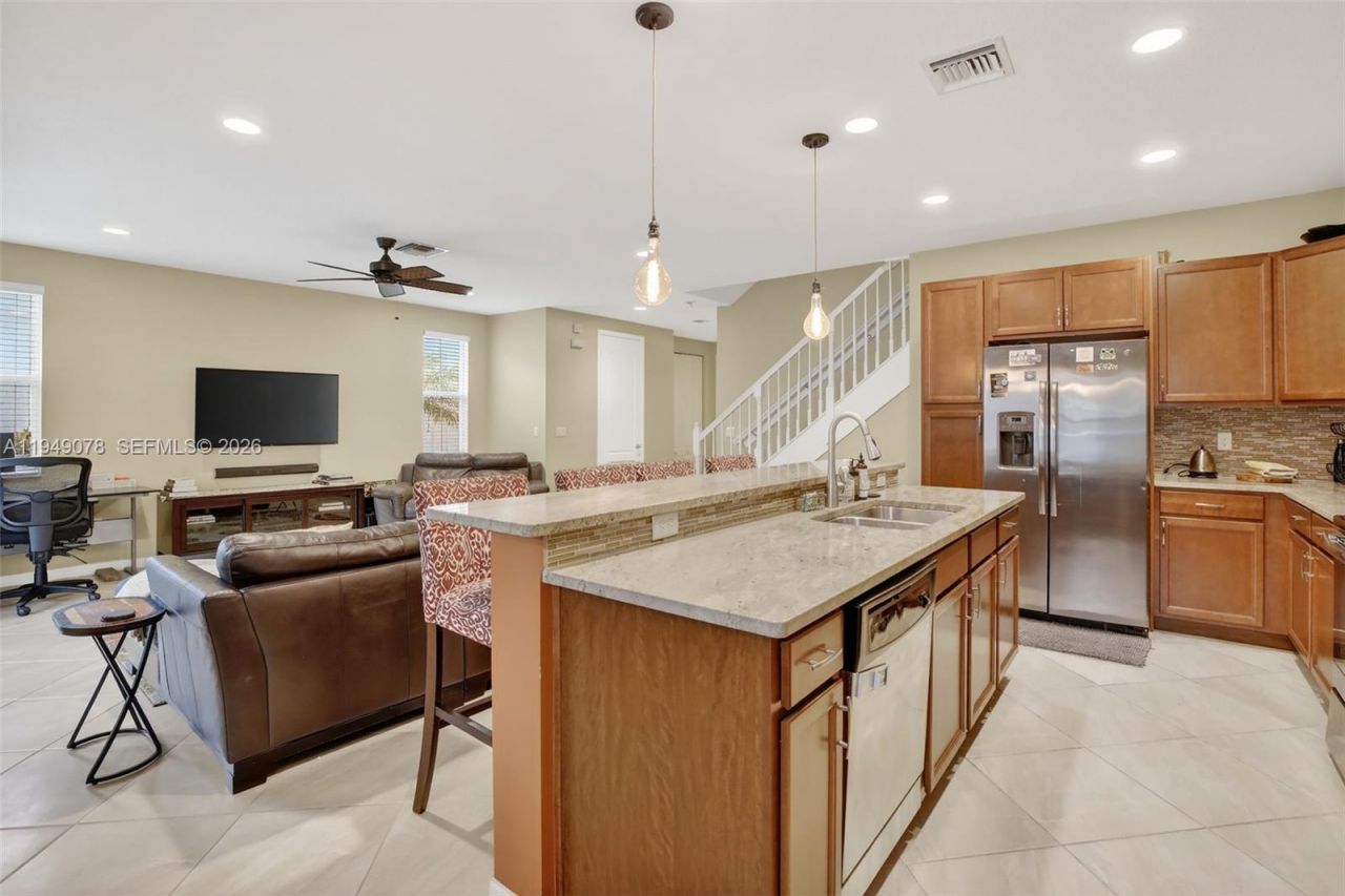 5208 Falcon Trl, Davie, FL 33314 Photo