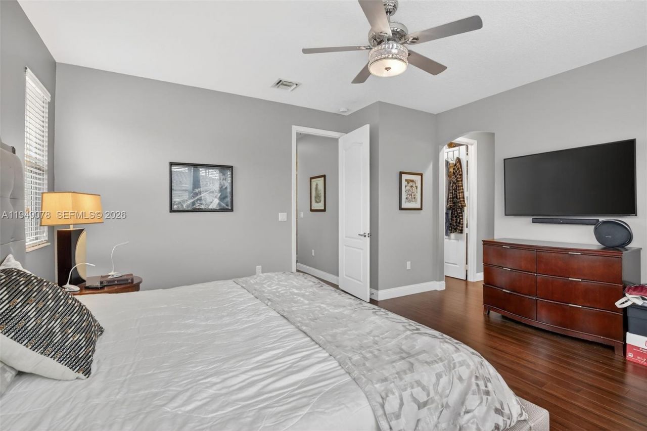 5208 Falcon Trl, Davie, FL 33314 Photo